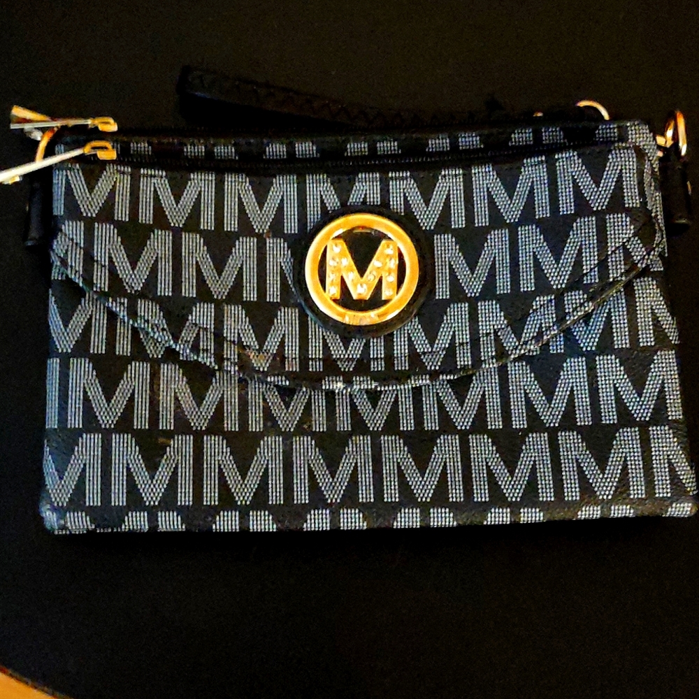 Wristlet
